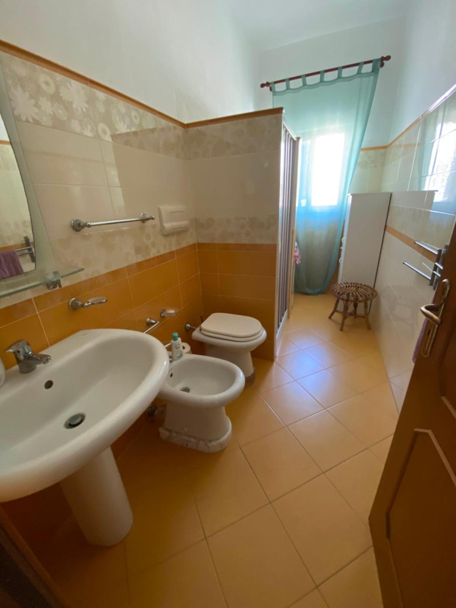 Casa Dorina Charme E Comfort A 100 M Dal Mare Доналуката Екстериор снимка