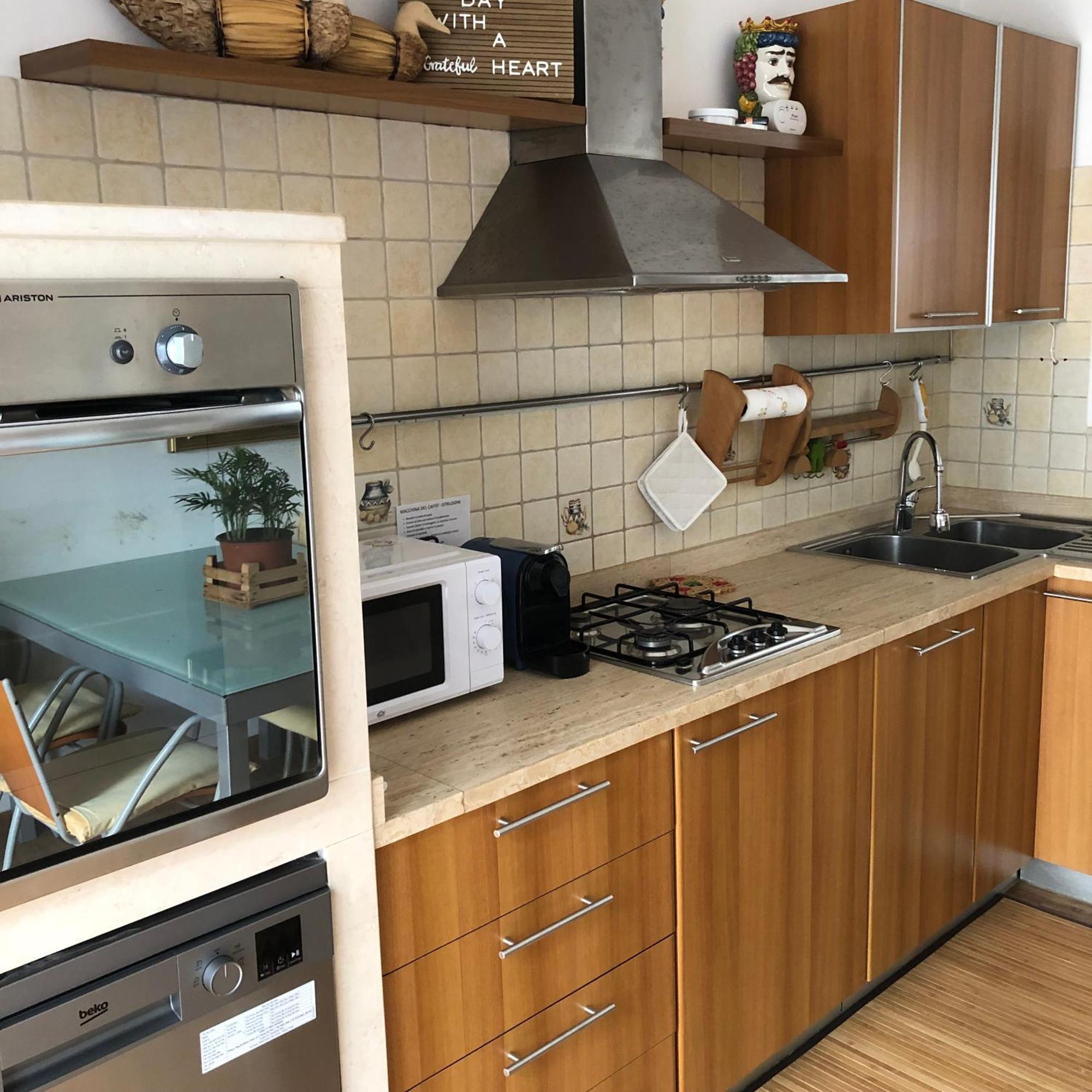 Casa Dorina Charme E Comfort A 100 M Dal Mare Доналуката Екстериор снимка